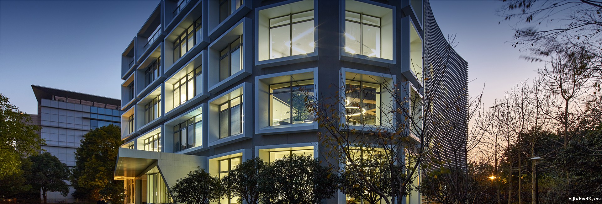 上海•朗诗绿色中心（原）